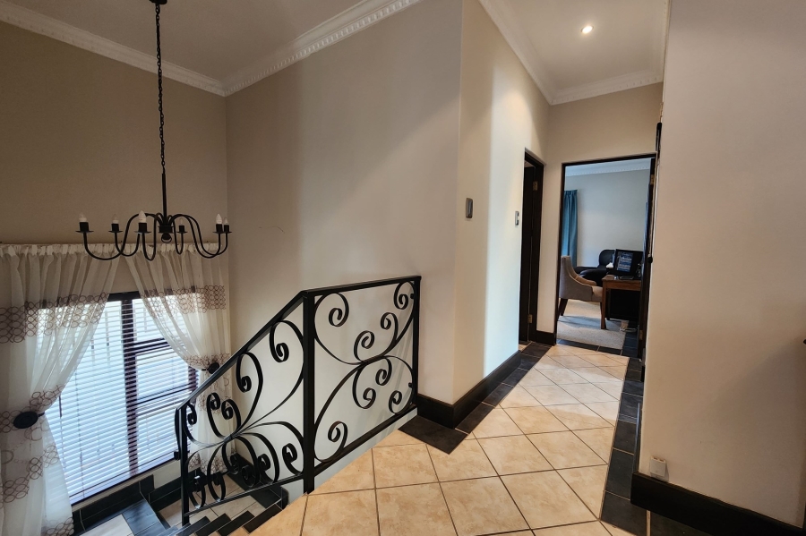 4 Bedroom Property for Sale in Jeffreys Bay Central Eastern Cape